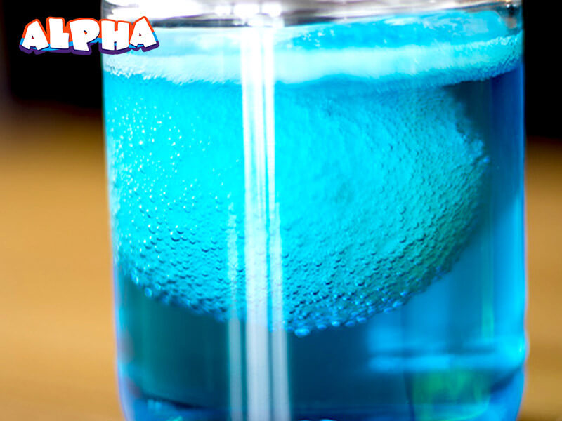 blue-egg-in-vinegar-experiment