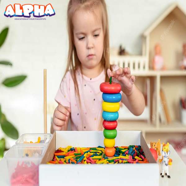Alpha science classroom：What is the difference between children's educational toys and Montessori toys?
