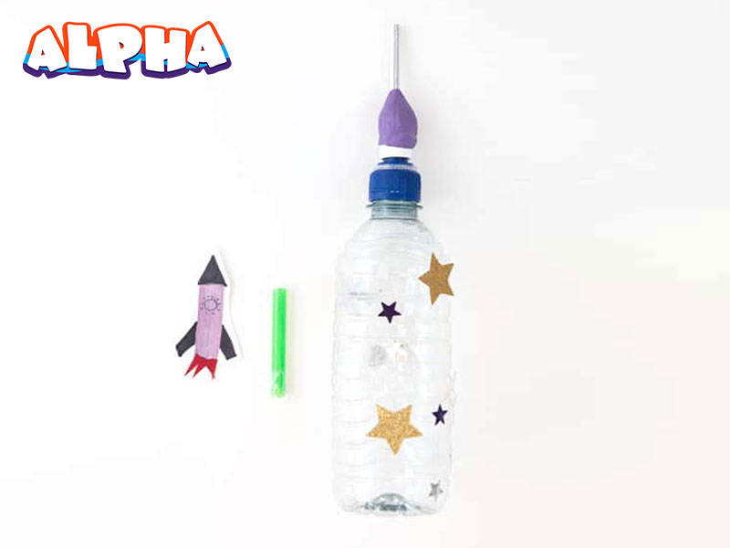 DIY-Simple-Space-Rocket-toys