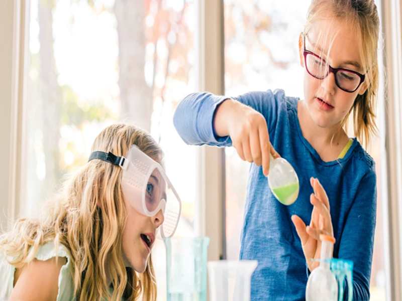 Why-companies-should-sell-these-STEM-toy