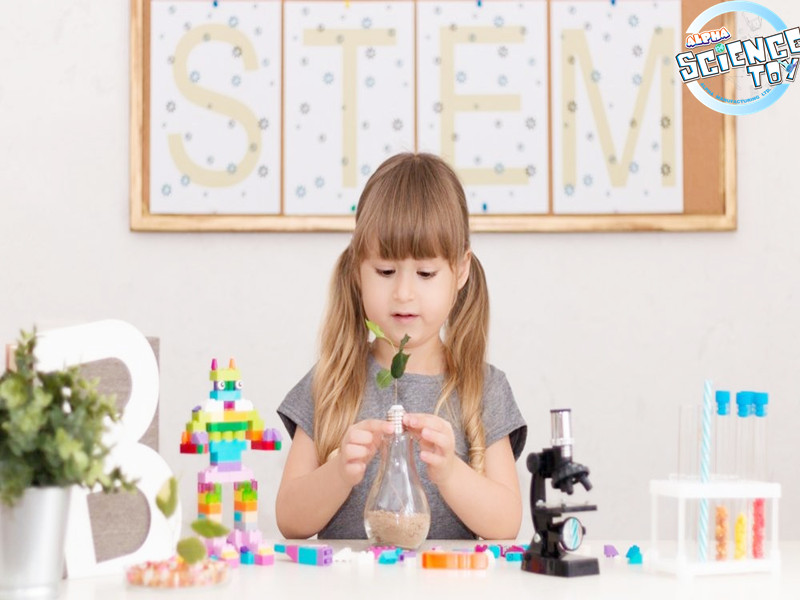 girls-and-stem-toys-800x600